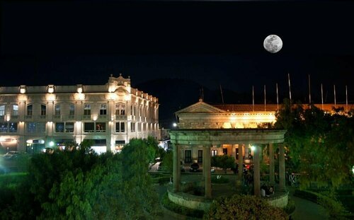 Гостиница Hotel Vintage Casa las Flores в Кесальтенанго