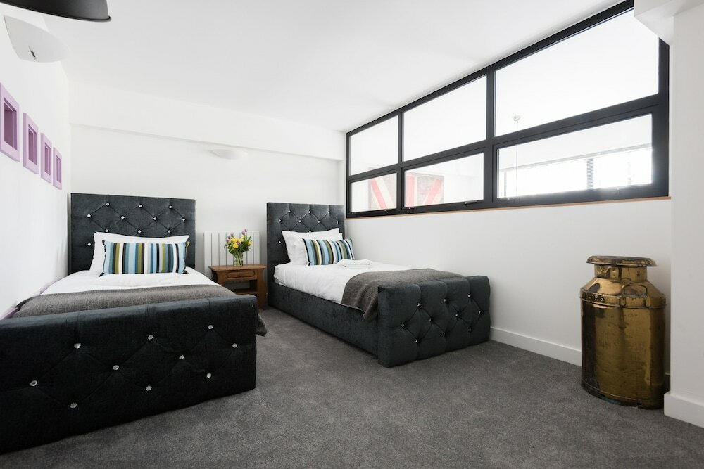 Фото The London Warehouse Apartments
