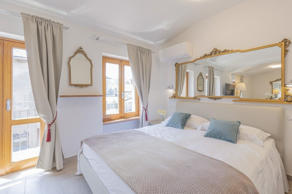 Фото Corte Realdi Boutique Rooms Garda