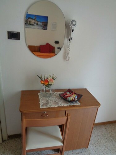 Гостиница Hotel Lariana в Римини
