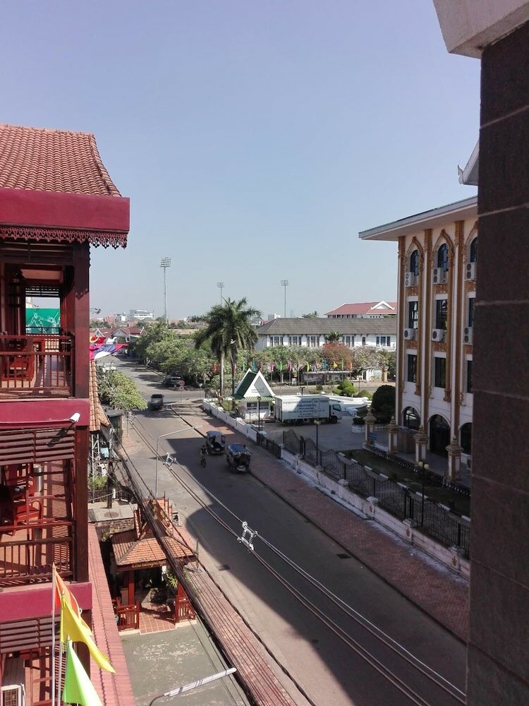 Фото Faa Apartment