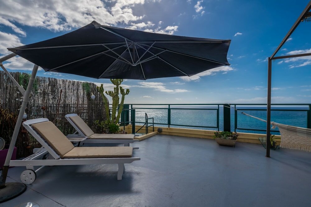 Фото Charming Paint House Apartment in Pestana