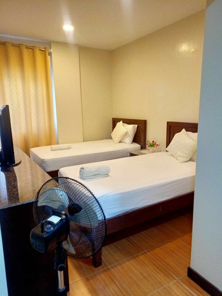 Фото Venezia Suites Hotel