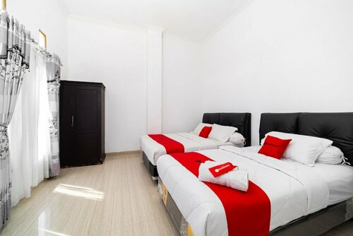 Гостиница RedDoorz near Makassar Town Square 2