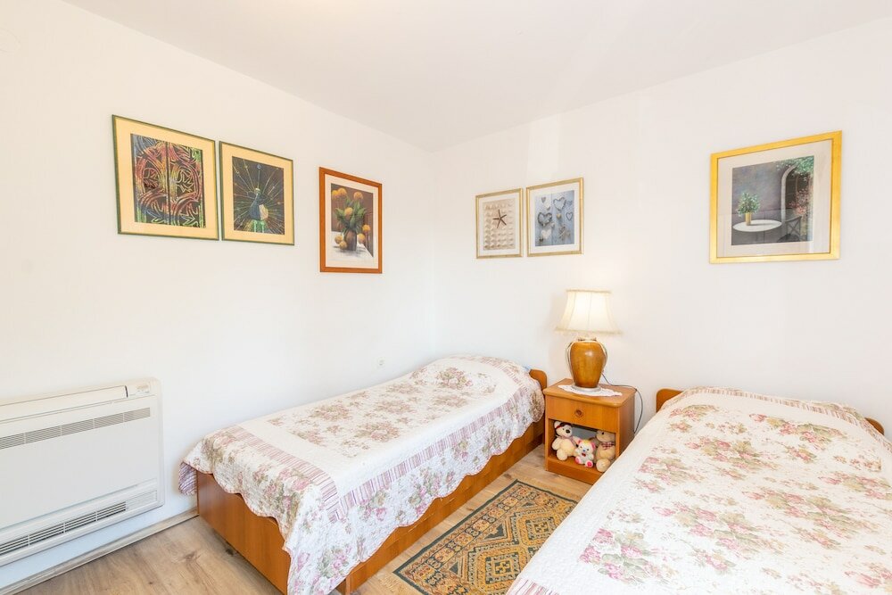 Фото Holiday Home Laura near Forest