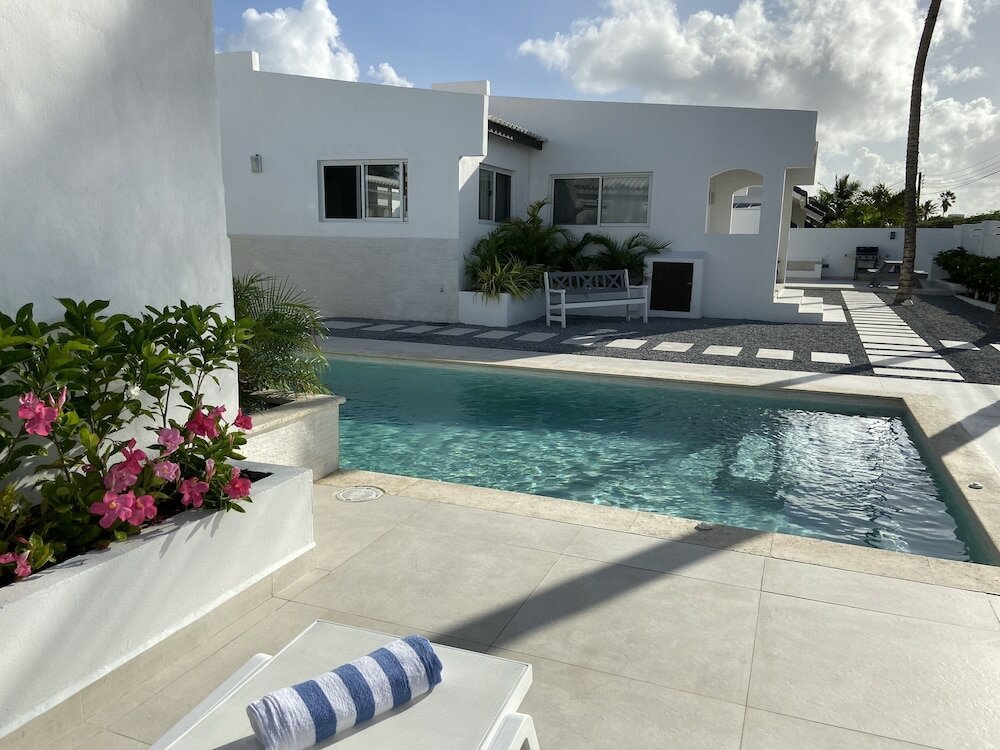 Фото Movida Inn Aruba