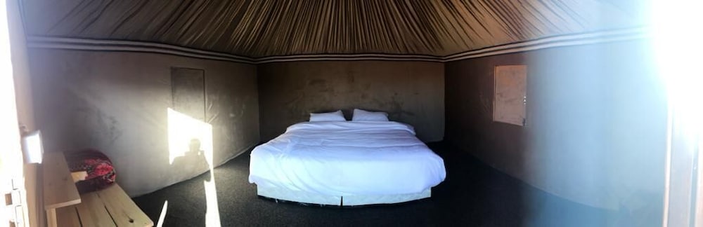 Фото Mirage Rum Camp