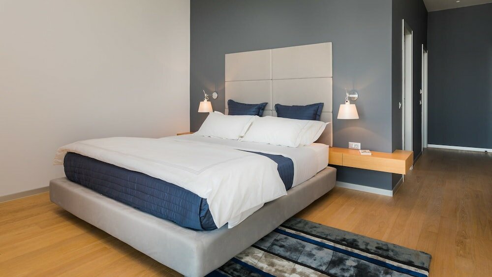 Фото Ultraluxury Villa Elyzeum