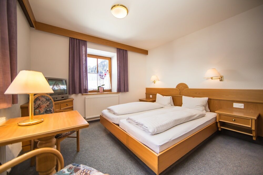 Фото Hotel Cresta