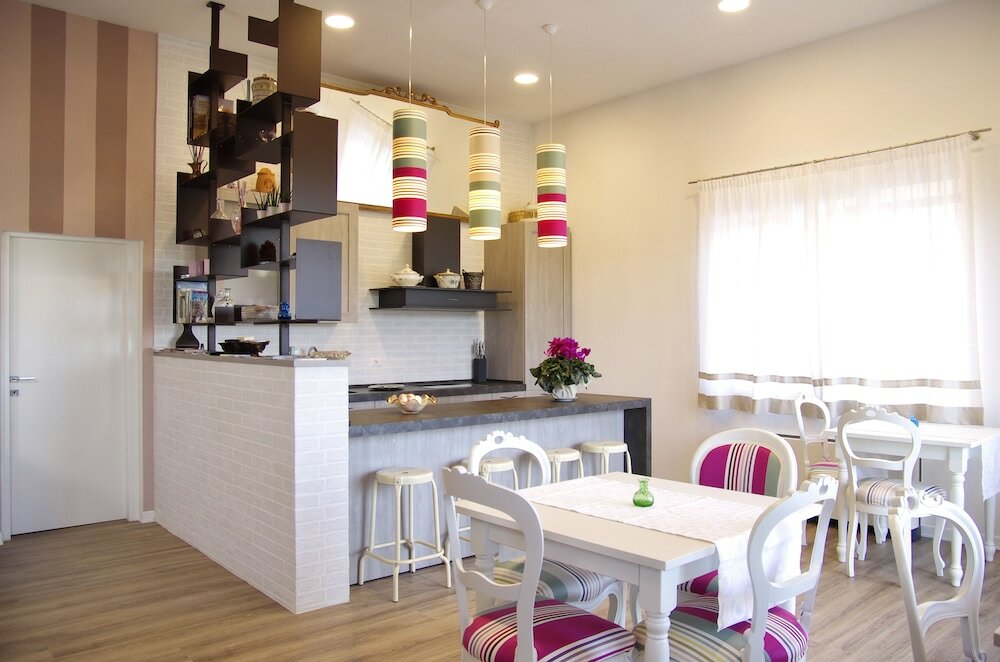 Фото B & B La Cornice - Gina Room With Bathroom and Private Terrace