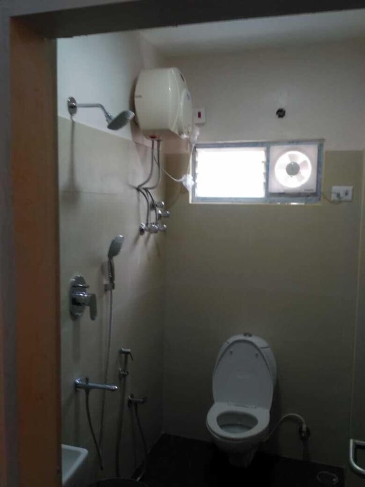 Фото Hotel Sakthi Priya