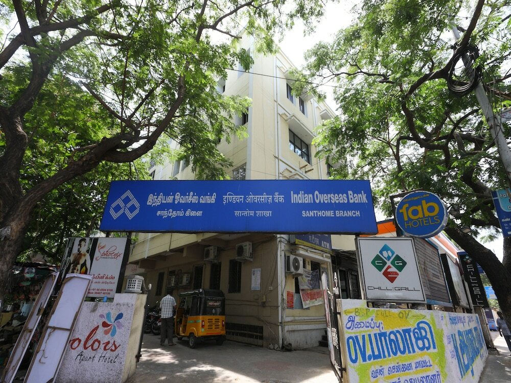 Фото отеля 1