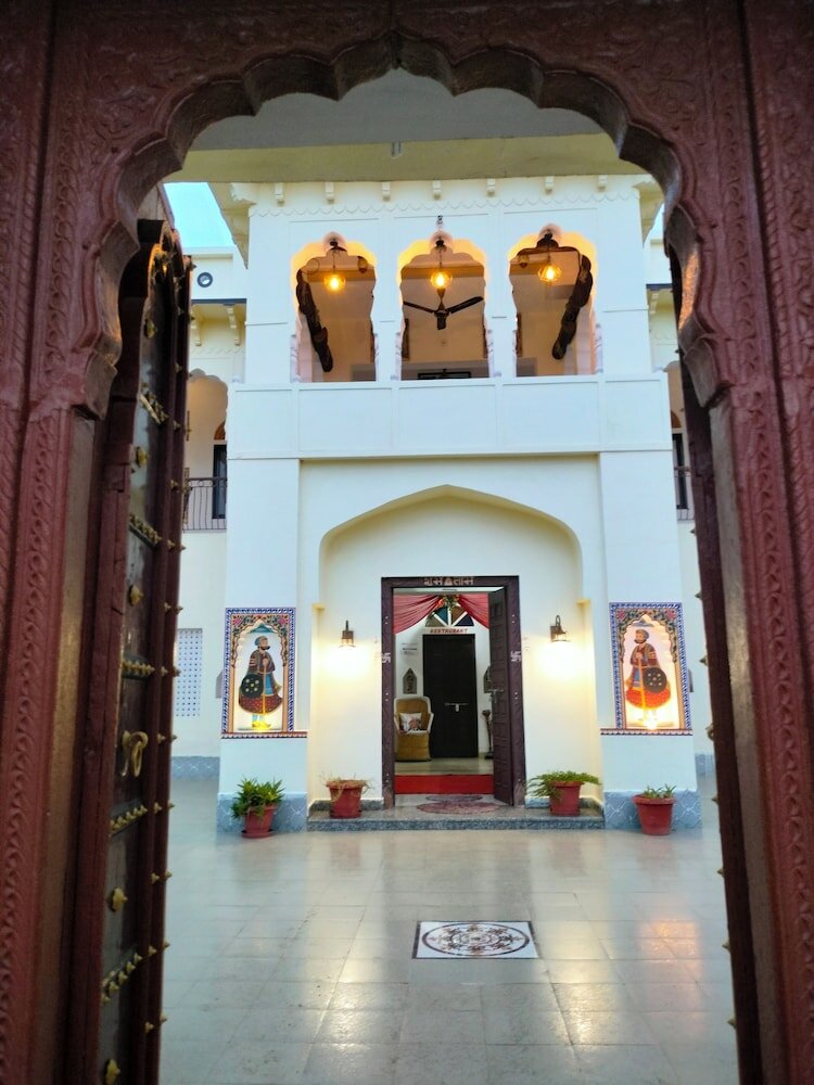 Фото Hotel Mandawa Palace