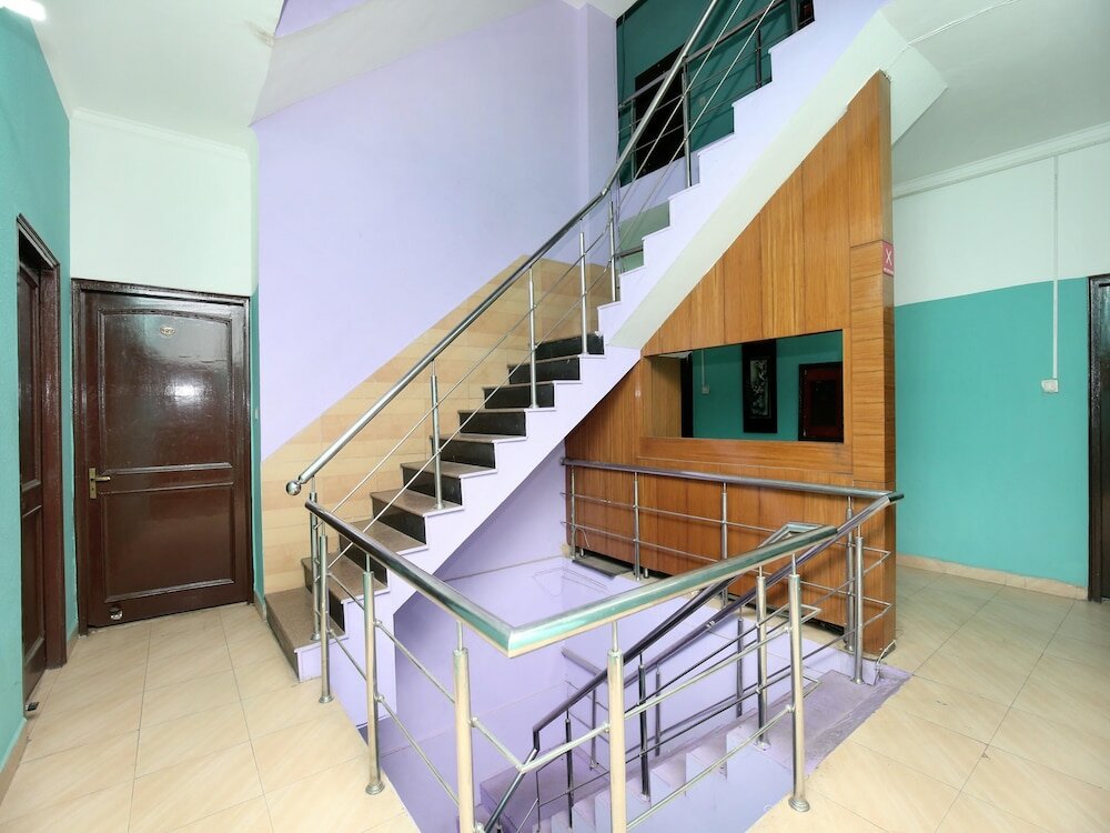 Фото Oyo 5906 Hotel Parvaaz