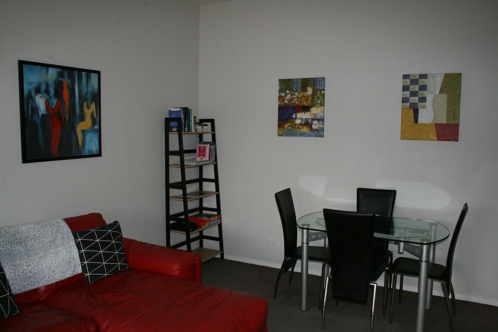 Фото Akaroa Central Apartment