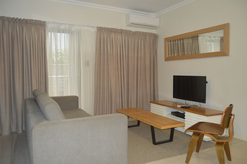 Фото The Residence at Urban Park