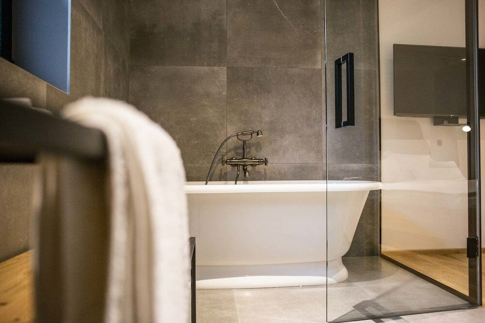 Фото Vault Hotel