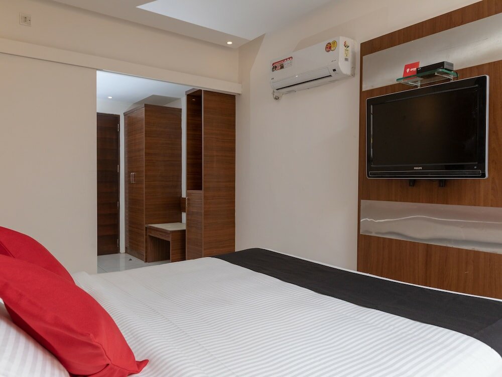 Фото Capital O 16891 Klase Hotels