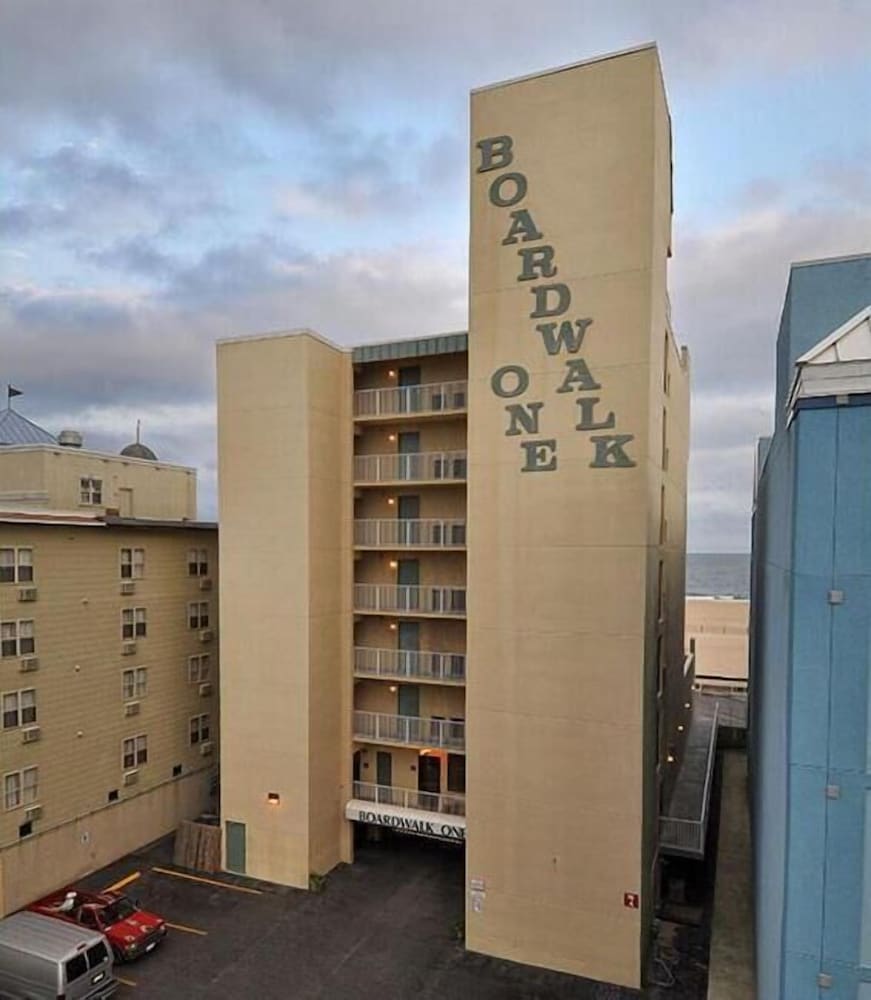 Фото Boardwalk One by Capital Vacations