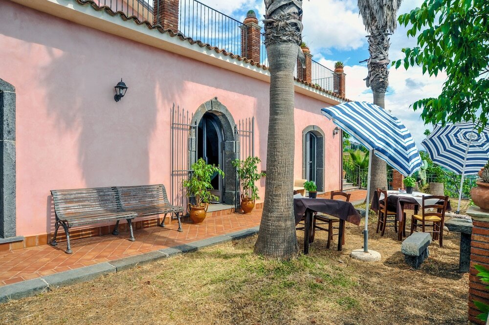 Фото La Casa Rosa