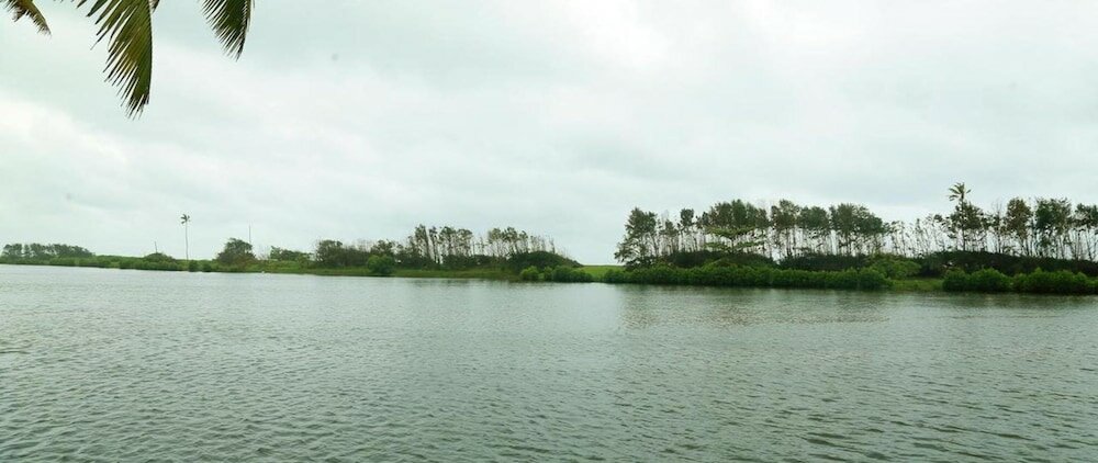 Фото True Blue Beach Resort, Trivandrum