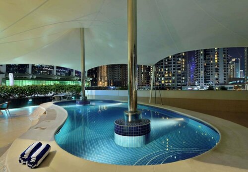 Гостиница Oaks Liwa Heights Hotel Apartments в Дубае