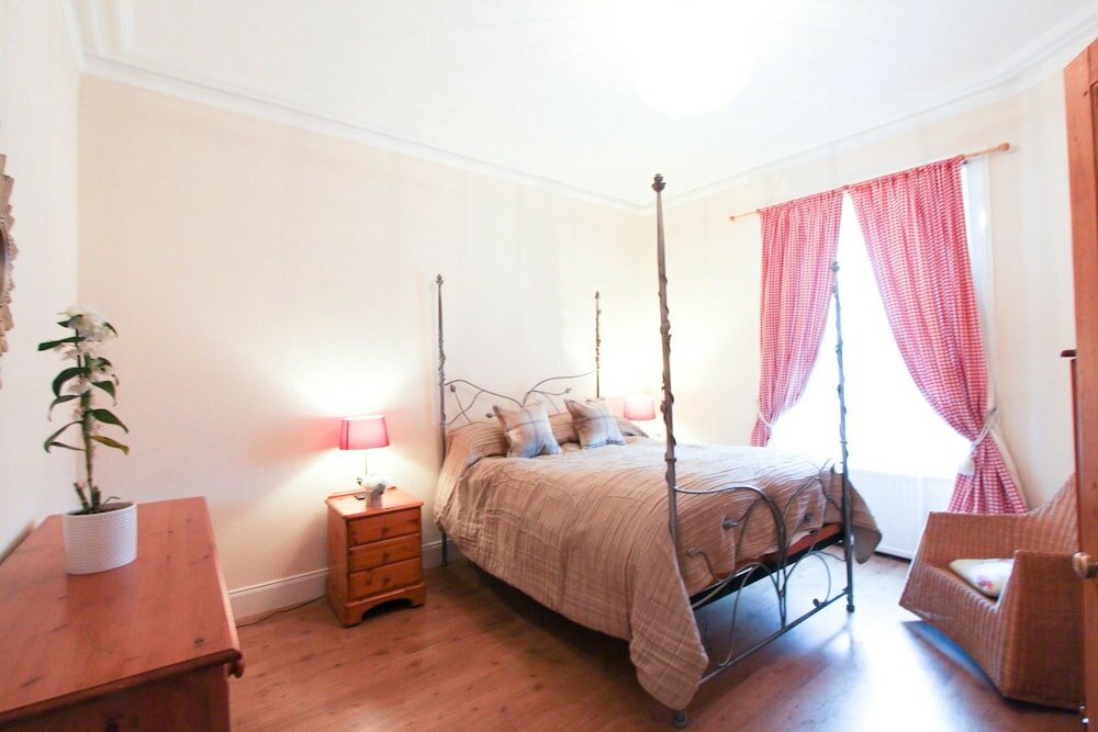 Фото Oban Town Centre Apartment