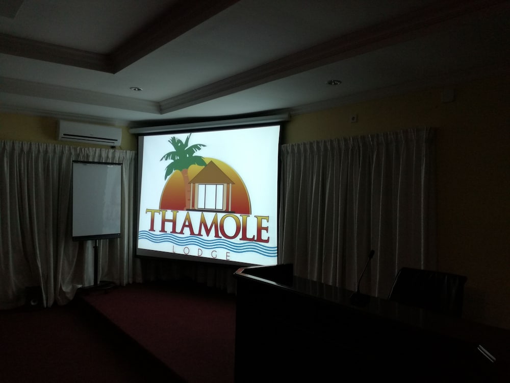 Фото Thamole Lodge