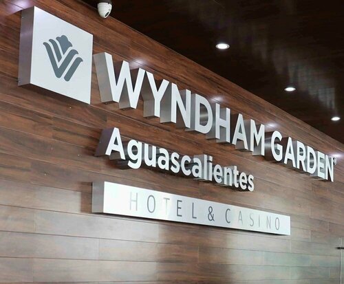 Гостиница Wyndham Garden Aguascalientes Hotel & Casino в Агуаскальентесе