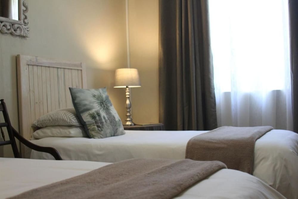 Фото Ripple Hill Hotel