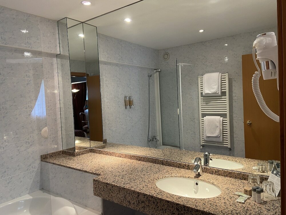 Фото Hotel Llop Gris