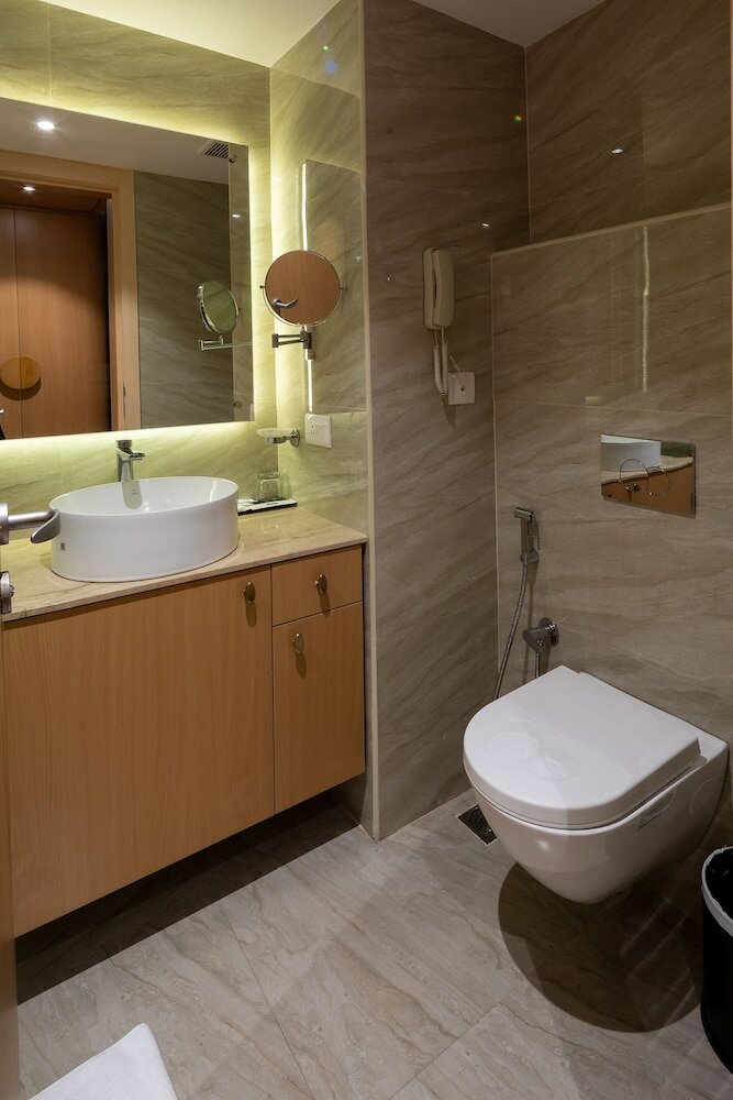 Фото Goldfinch Hotel Mangalore