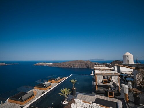 Внешний вид отеля Galaxy Suites & Villas в Муниципальной единице Фирах, фото 1