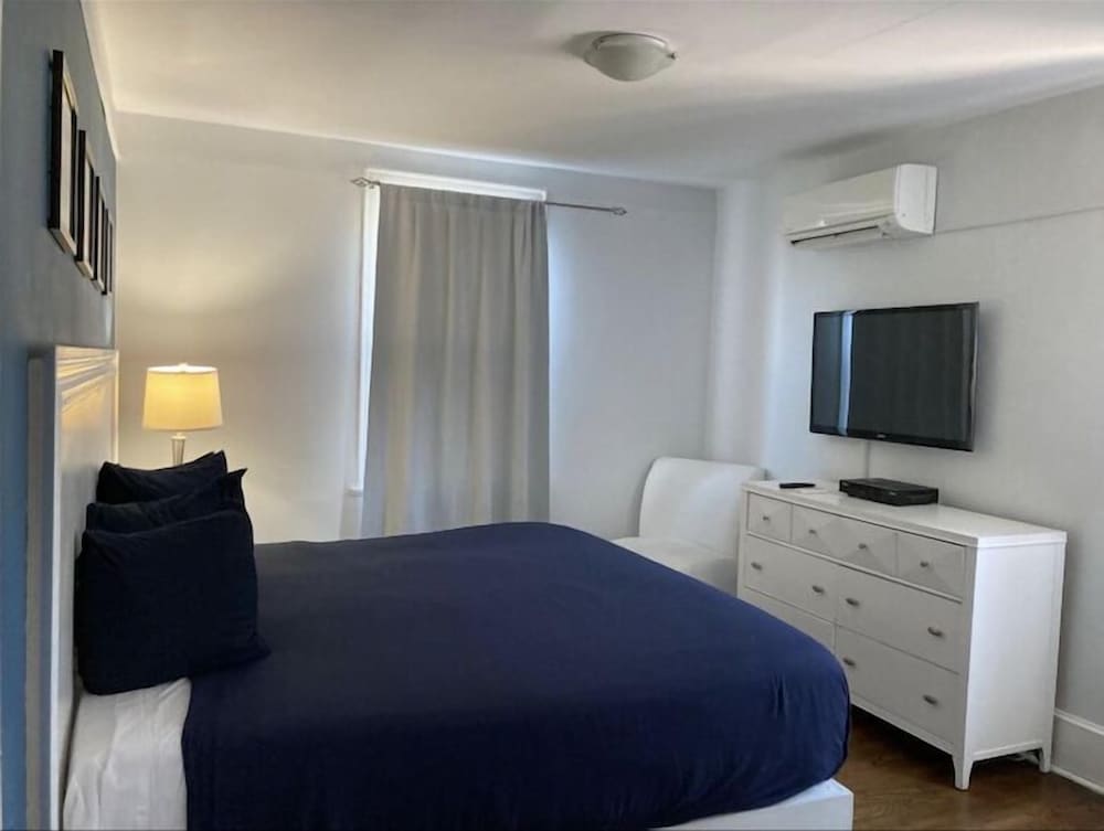 Фото Long Beach Hotel