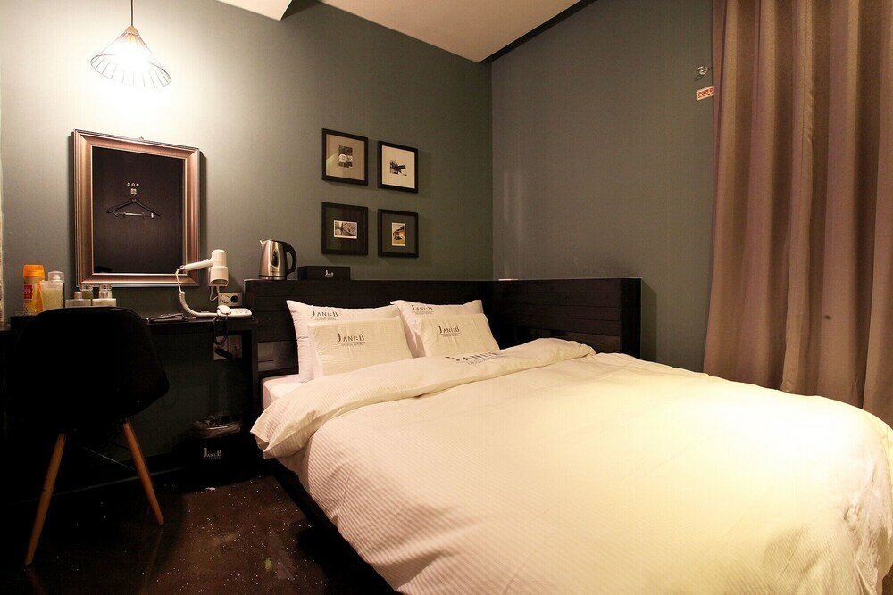 Фото Suwon Gwonseon-dong Jani B Hotel