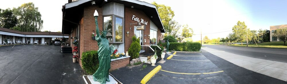 Фото Falls Motel