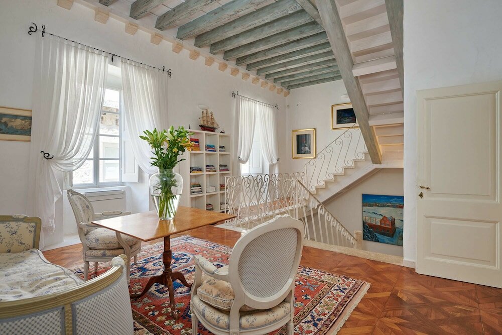 Фото Luxury Villa 44