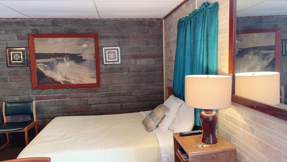 Фото Falls Motel