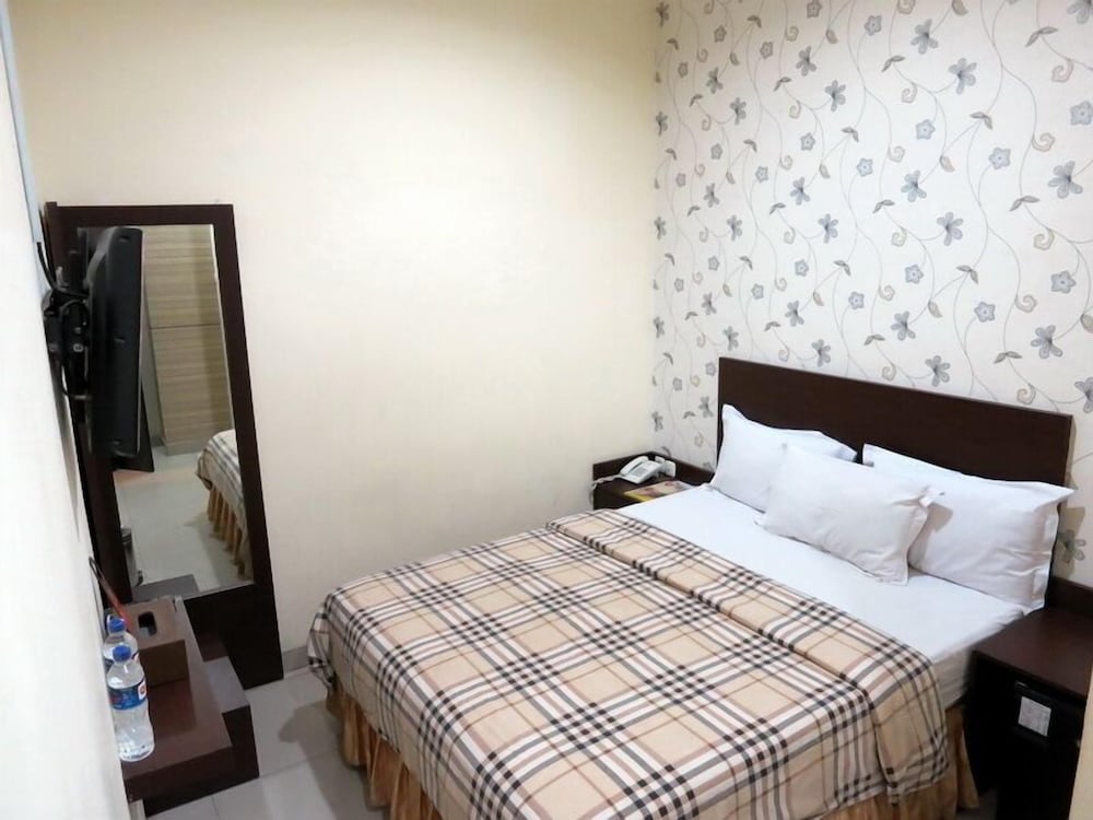 Фото Vindhika Hotel