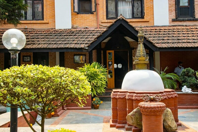 Гостиница Hotel Ganesh Himal в Катманду