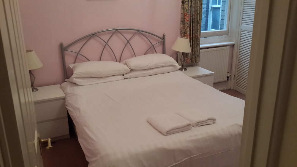 Фото London Aparthotel