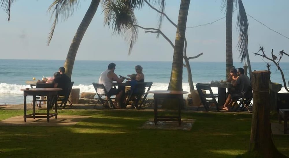 Фото Time N Tide Beach Resort