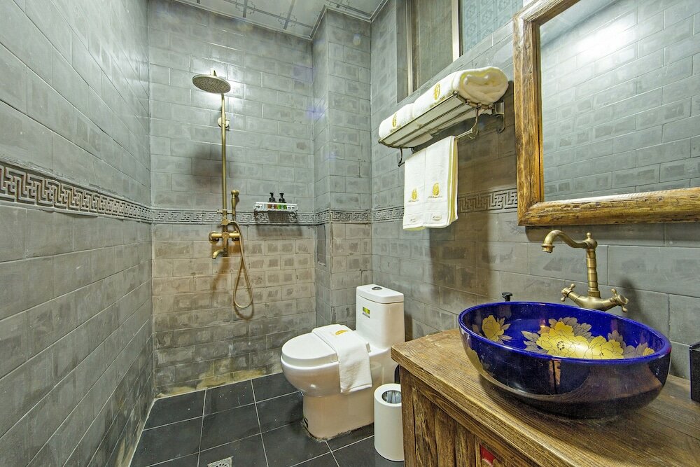 Фото China Old Story Inns Dali Ancient Town