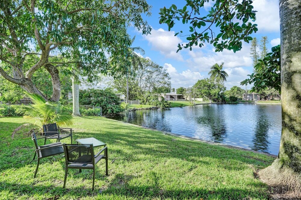 Фото Waterfront Newly Renovated 4 Br Home