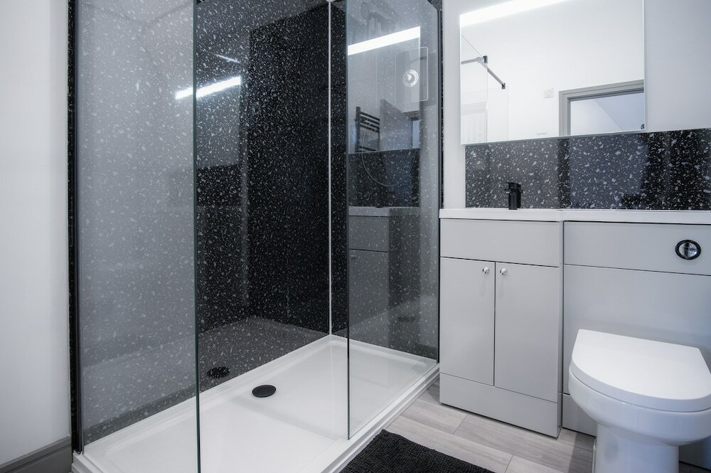 Фото Four Seasons - 1 Bedroom - Tenby