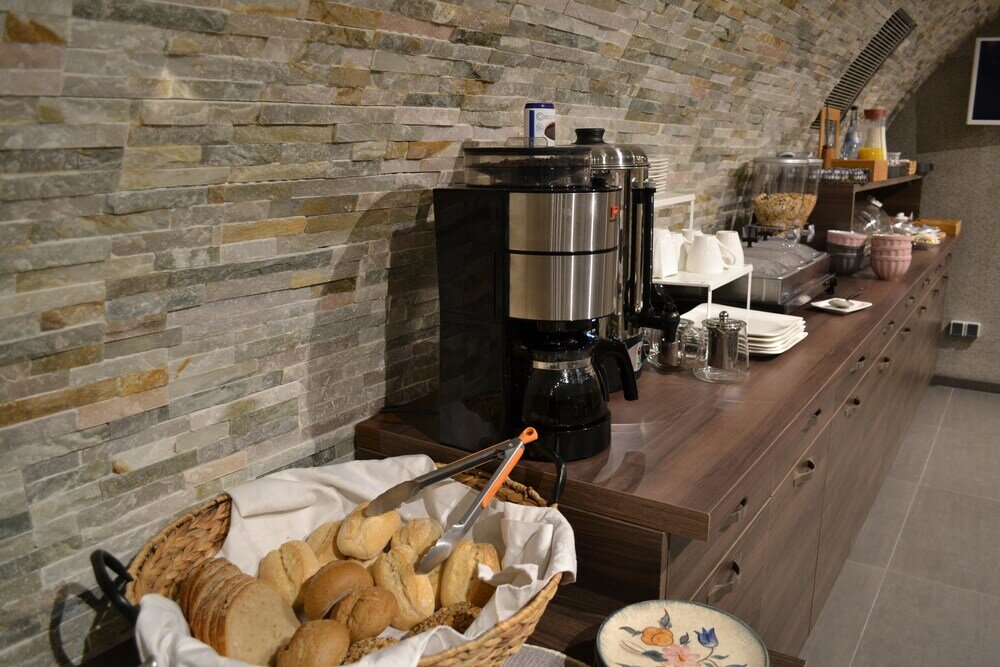 Фото Myrsini Hotel