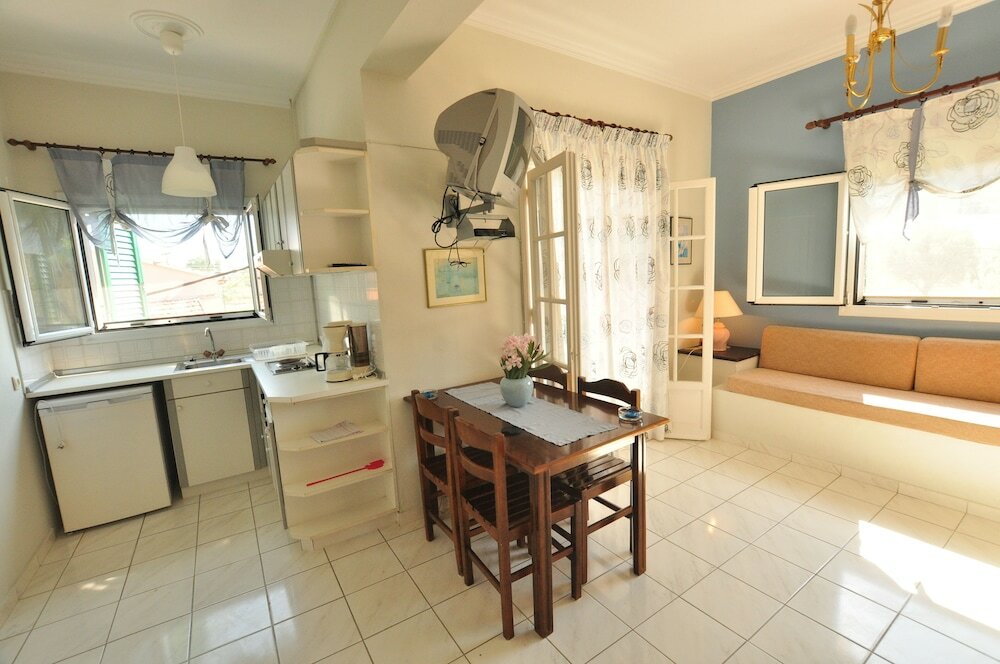 Фото Elena Apartments Corfu