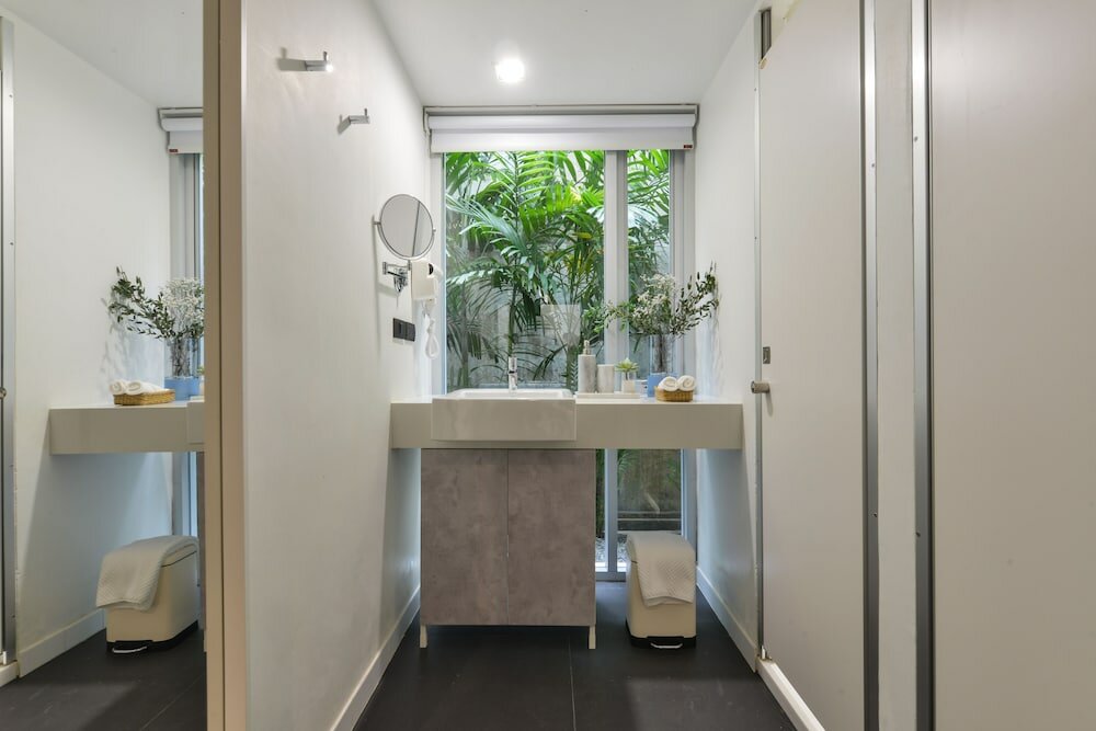 Фото Tiang Capsule