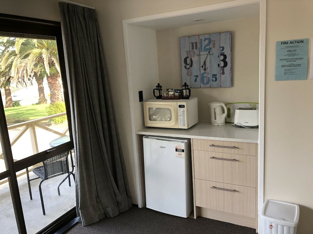 Фото Half Moon Bay Motel