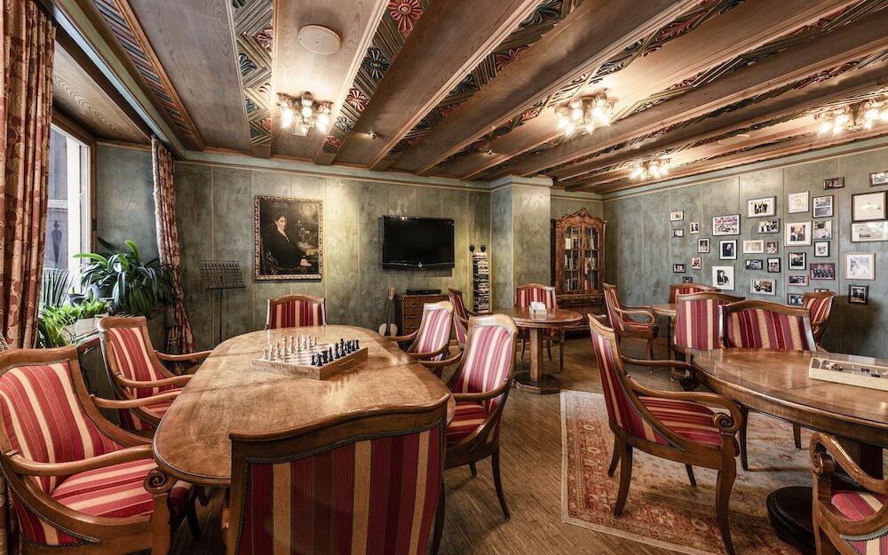 Фото Cavallino d'Oro